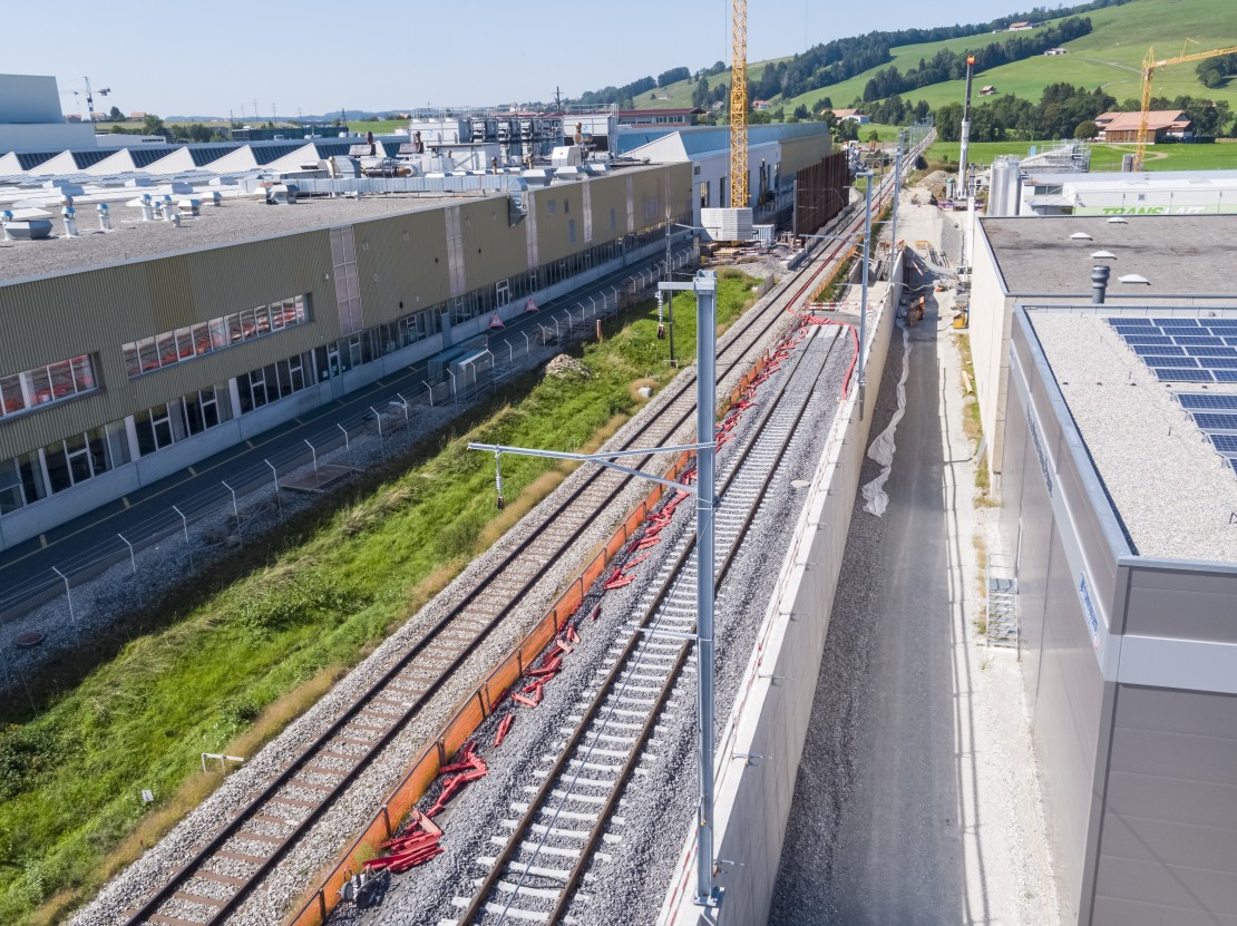Planchy : double voie ferrée et voie verte